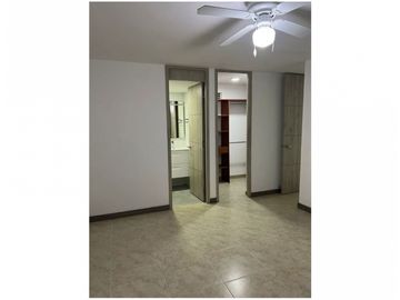 Apartamento para la venta en la Loma de los Bernal