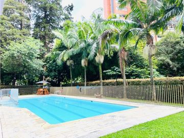 VENDO APARTAMENTO CON HERMOSA VISTAEN EL POBLADO - LA TOMATERA