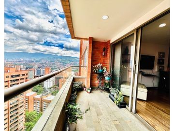 VENDO APARTAMENTO CON HERMOSA VISTAEN EL POBLADO - LA TOMATERA