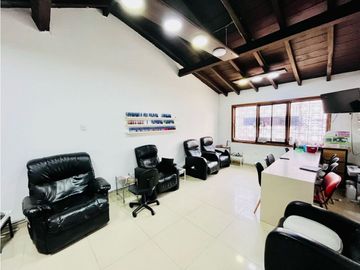 CASA COMERCIAL EN VENTA 3 PISOS MANGA CARTAGENA