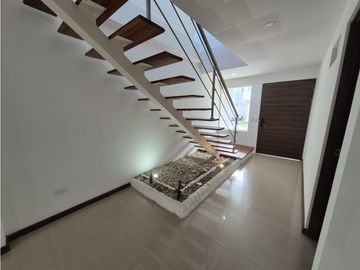 CASA EN VENTA EN URBANIZACION BALMORAL, POPAYN
