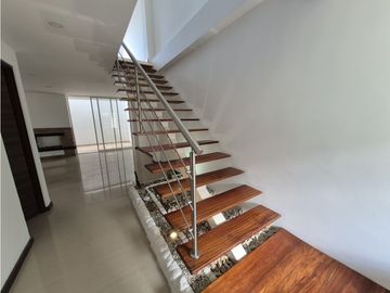 CASA EN VENTA EN URBANIZACION BALMORAL, POPAYN