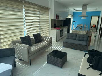 Vendo Casa en Playa Paraiso Engabao  AdrM