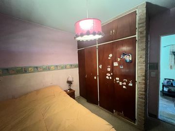 CASA TERRENO 2000 MTS VENTA VILLA DE MAYO PILETA