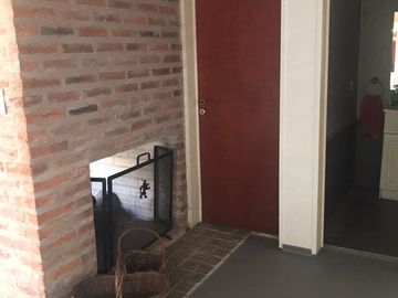 CASA TERRENO 2000 MTS VENTA VILLA DE MAYO PILETA