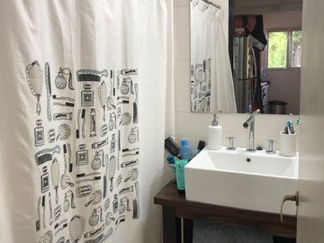 CASA TERRENO 2000 MTS VENTA VILLA DE MAYO PILETA