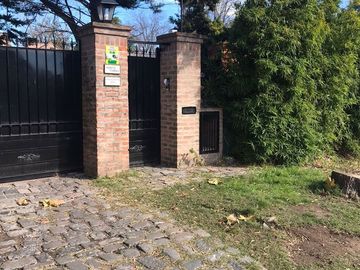 CASA TERRENO 2000 MTS VENTA VILLA DE MAYO PILETA