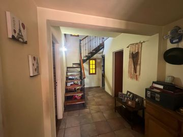 CASA TERRENO 2000 MTS VENTA VILLA DE MAYO PILETA