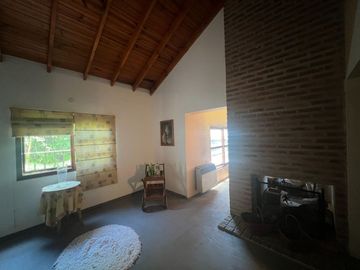 CASA TERRENO 2000 MTS VENTA VILLA DE MAYO PILETA