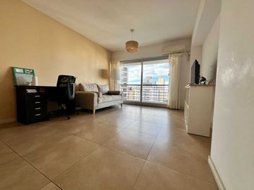 Departamento 2 ambientes en venta en Banfield