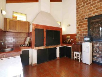 Maschwitz Club | Casa 5 dorm., parque y pileta