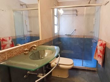 Venta Dpto 4 Amb c/Balcón, Cochera y Dep.Serv