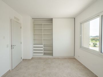Casa a estrenar en ALQUILER San Sebastian Area 12
