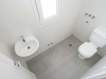 Casa a estrenar en ALQUILER San Sebastian Area 12