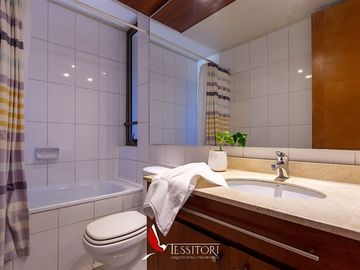 Departamento en Venta en Escultora Rebeca Matte