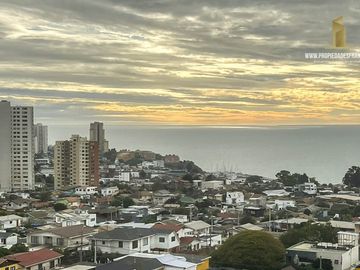 LOS ABEDULES VENTA DEPARTAMENTO 2D 2B VISTA PANORAMICA