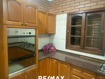 Casa en venta 3 dormitorios Barrio Los Troncos
