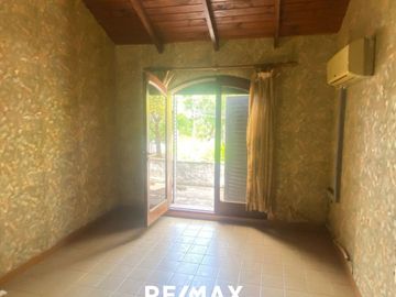 Casa en venta 3 dormitorios Barrio Los Troncos