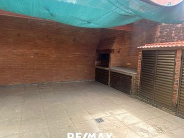 Casa en venta 3 dormitorios Barrio Los Troncos