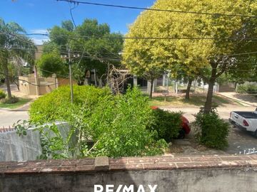 Casa en venta 3 dormitorios Barrio Los Troncos