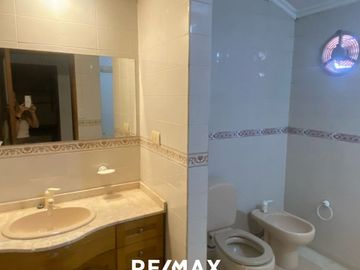 Casa en venta 3 dormitorios Barrio Los Troncos