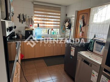 Casa en Venta en Santa Priscila /Asunción