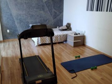 Casa en venta en Altozano, Morelia, con jardín y alberca