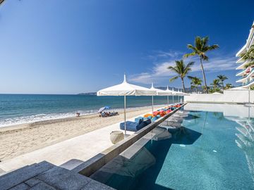 VENTA DE DEPARTAMENTO 3 REC FRENTE A PLAYA!!! UDARA