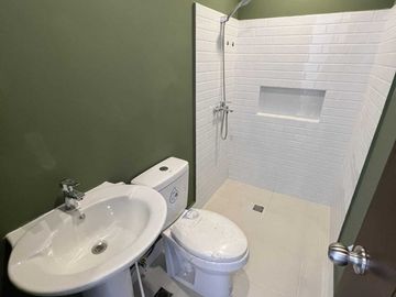 4-Bedroom Duplex House & Lot in Taytay
