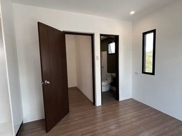 4-Bedroom Duplex House & Lot in Taytay
