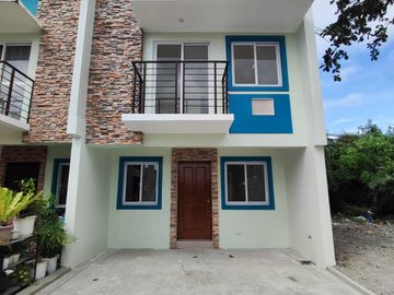 3BR 2 Storey Townhouse FOR SALE in brgy Viente  Reales Valenzuela City KSA