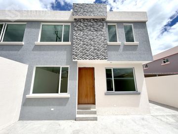Venta de casa, Sector Conocoto - Cerca Av. Ilaló