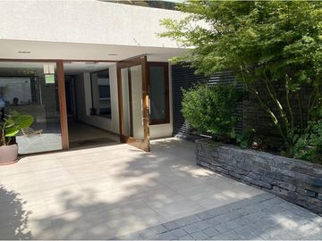 Exclusivo Penhouse Dúplex 4D 4B 2E C. Turístico
