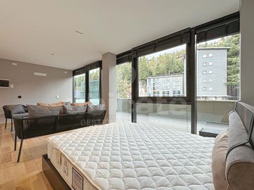 Monoambiente de categoría con terraza en Capitalinas Bariloche