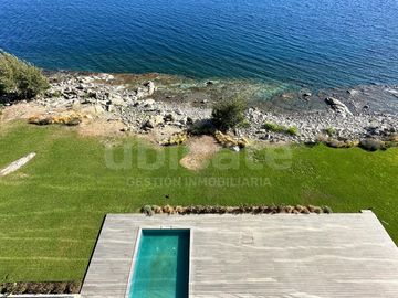 Monoambiente de categoría con terraza en Capitalinas Bariloche