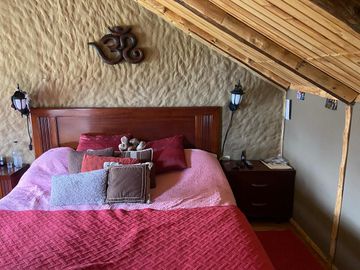 Casa en venta con área verde. Challuabamba