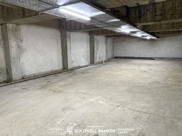 VENTA Departamento 42,15m2 deck   cochera El mercado Villa la Angostura
