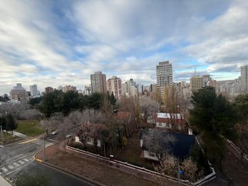 Departamento  2 Dorm, Torre Vitrubio, Neuquen en Área Centro Oeste