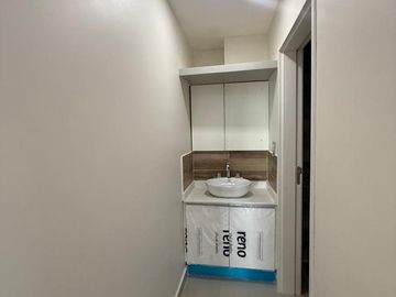 Departamento  2 Dorm, Torre Vitrubio, Neuquen en Área Centro Oeste
