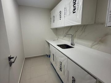 Departamento  2 Dorm, Torre Vitrubio, Neuquen en Área Centro Oeste