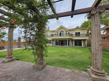 Casa de lujo en venta en El palomar