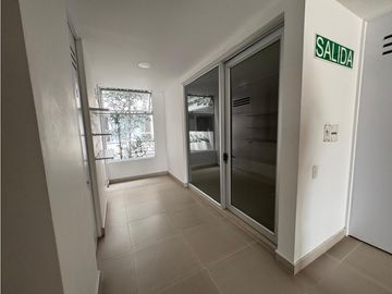 APARTAMENTO MODERNO CON VISTA A LA CIUDAD