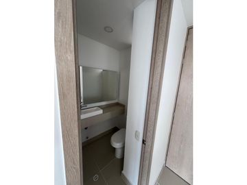 APARTAMENTO MODERNO CON VISTA A LA CIUDAD