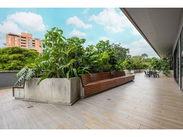 SUITE EN VENTA EN EL POBLADO PERMITE RENTAS CORTAS