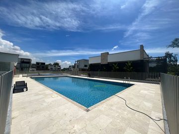 VENDEMOS CASA EN CONDOMINIO EN ALFAGUARA JAMUNDI