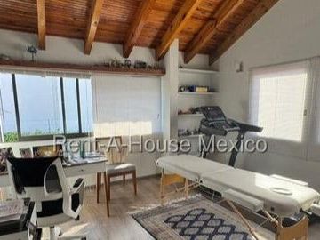 Casa en  Venta en Abdias Garcia Soto, Cuajimalpa de Morelos AH 25-3617