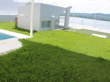 Casa en   Fraccionamiento Colinas del Lago, Tequesquitengo Morelos
