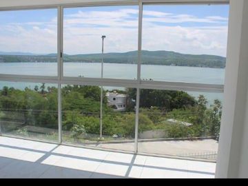 Casa en   Fraccionamiento Colinas del Lago, Tequesquitengo Morelos