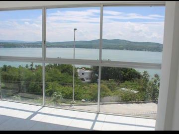 Casa en   Fraccionamiento Colinas del Lago, Tequesquitengo Morelos
