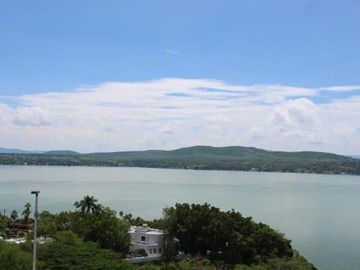 Casa en   Fraccionamiento Colinas del Lago, Tequesquitengo Morelos